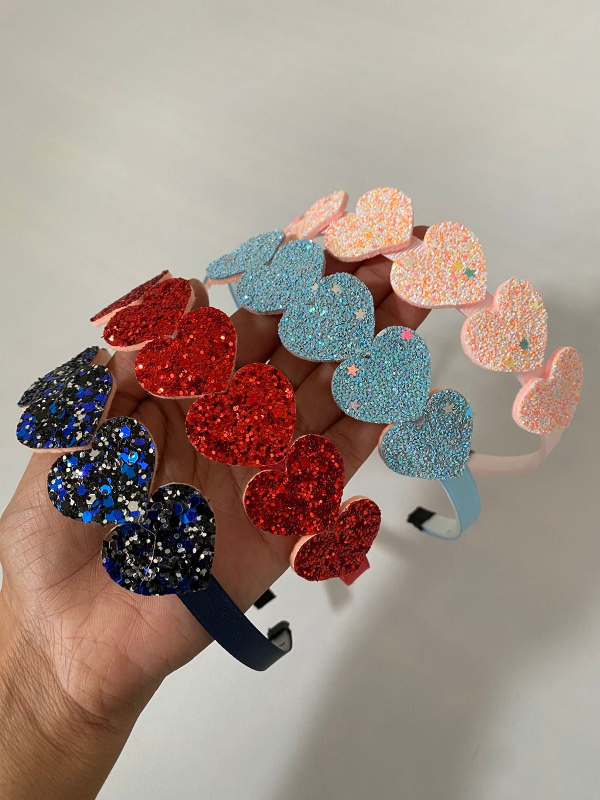 Diademas loveless