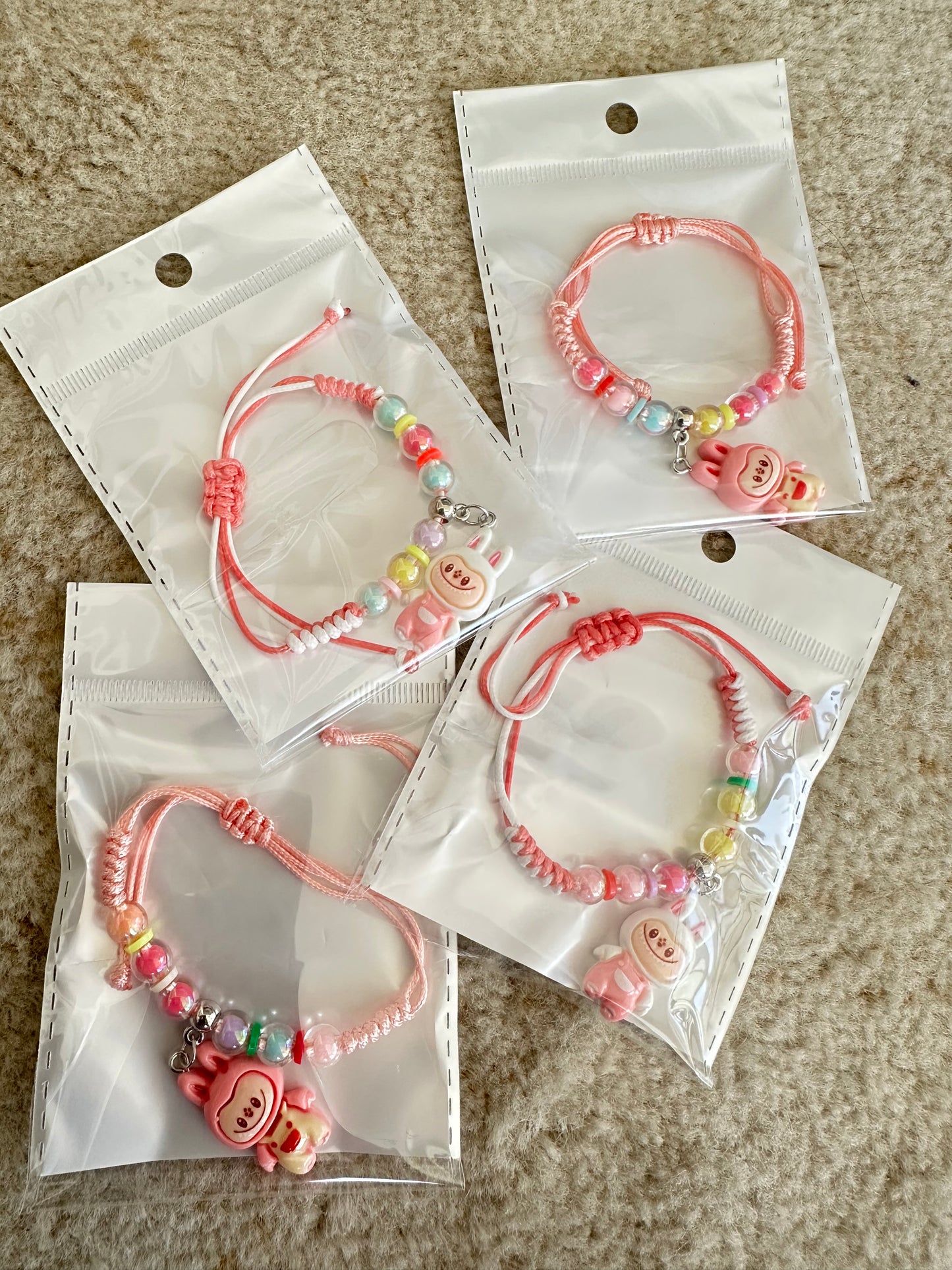 Pulseras labubu