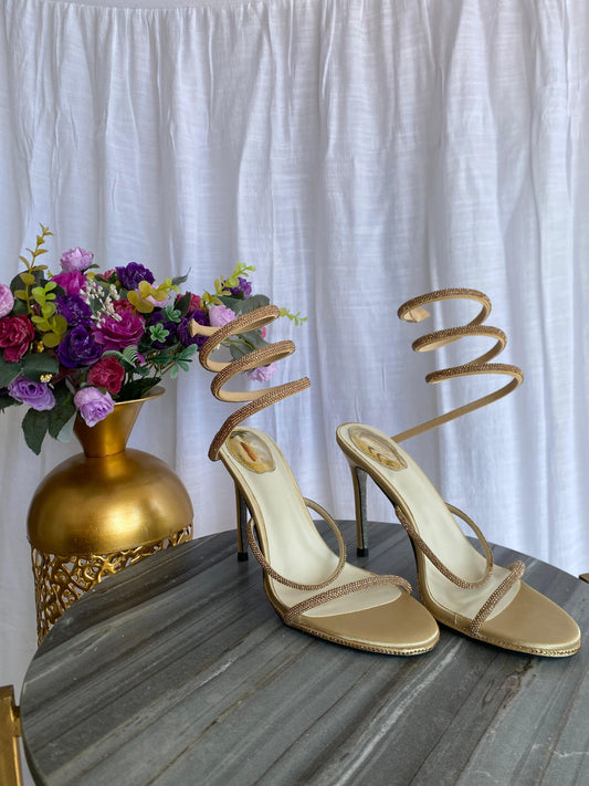 Zapatilla Carlota Dorada