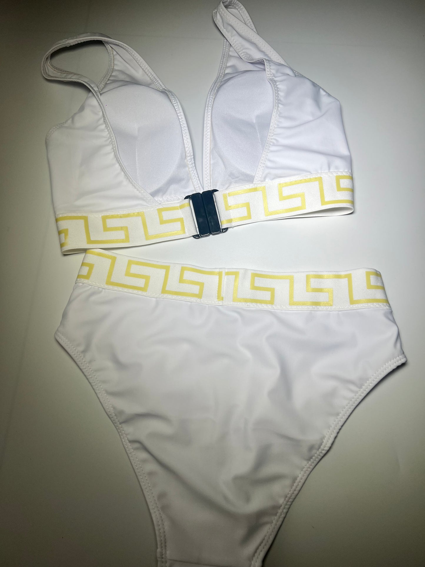 Bikini V white