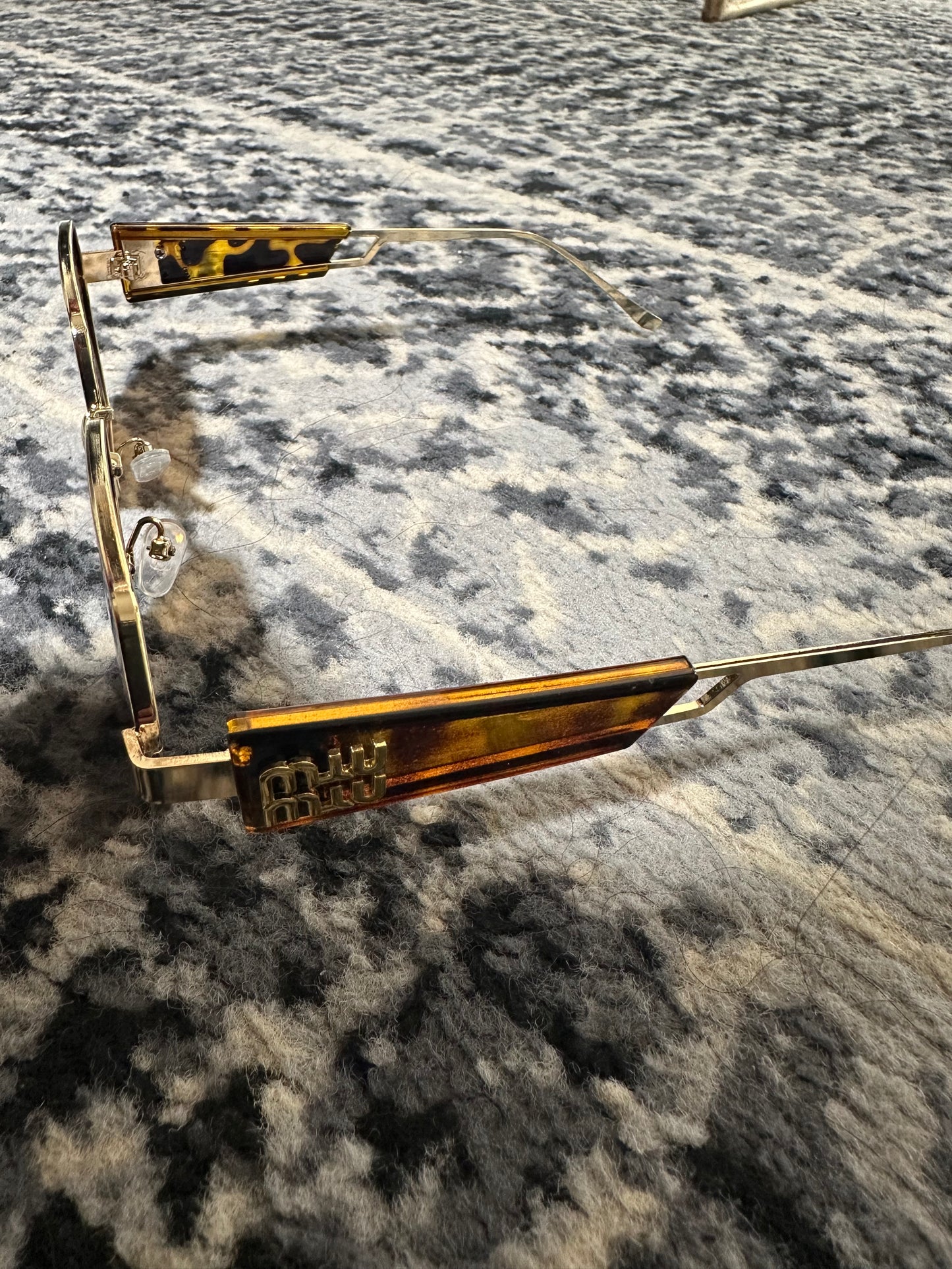 Lentes miutze