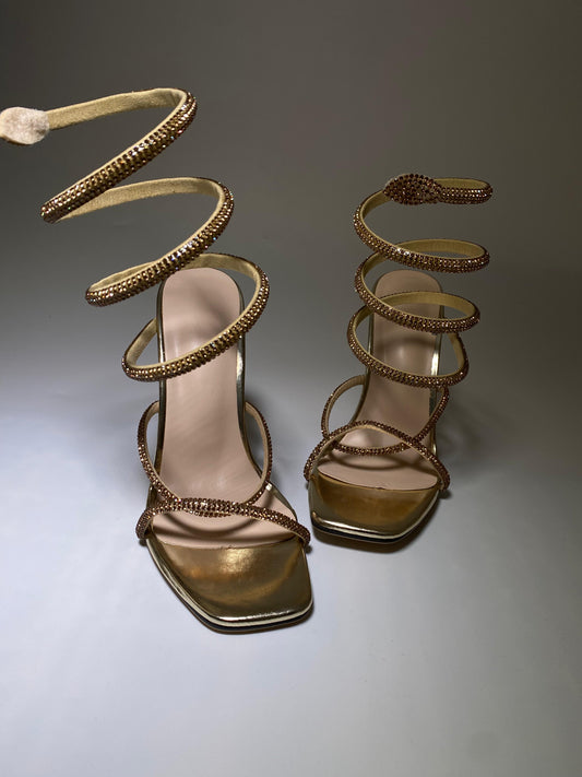 Zapatilla Carlota Dorada