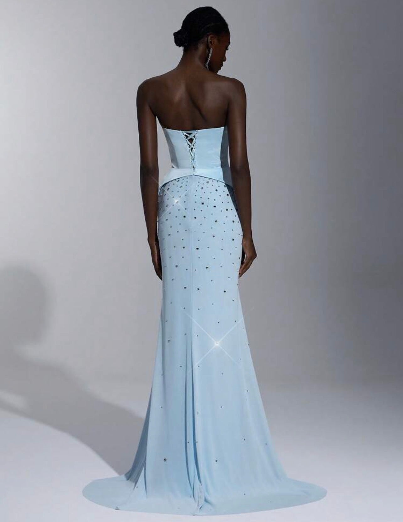 Vestido almendra