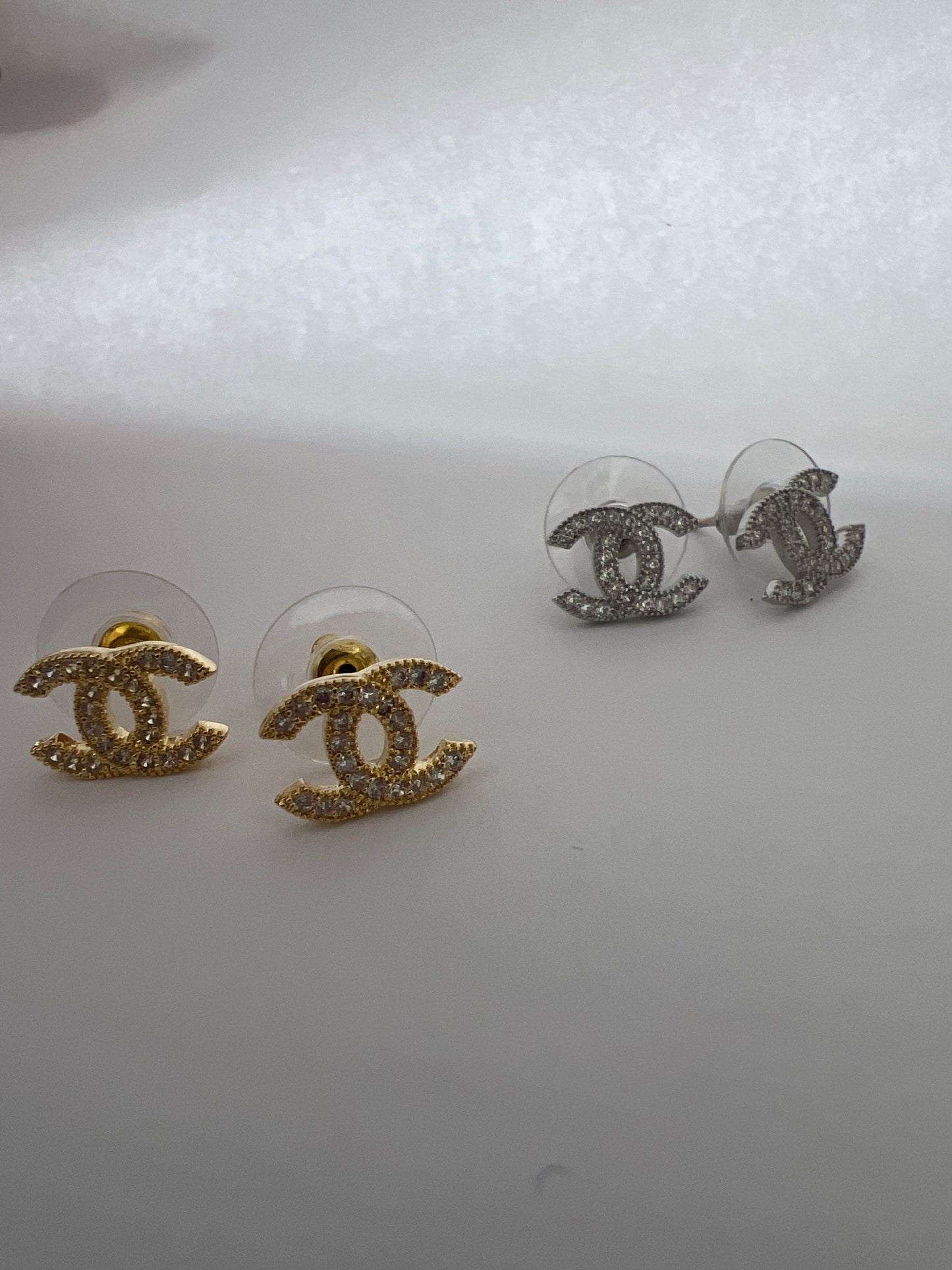 Aretes chalen clásico