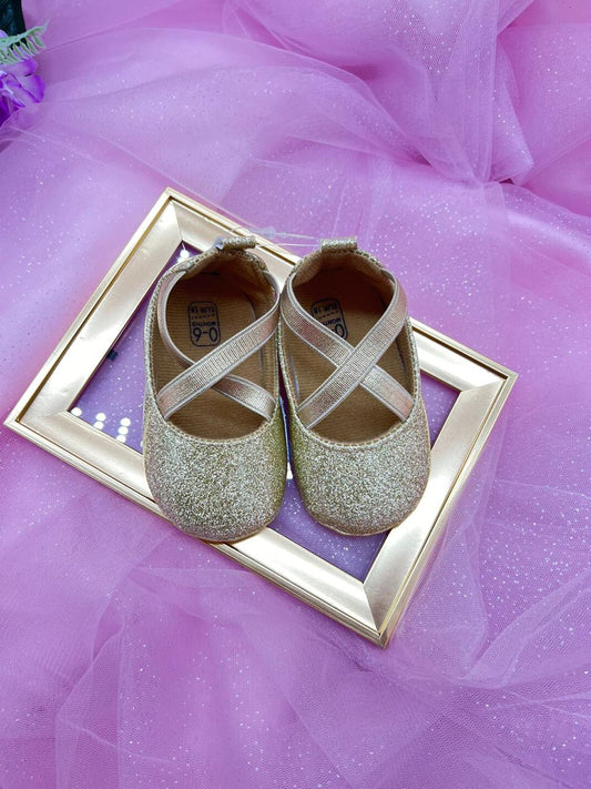 Zapatitos Dorados Cruzados