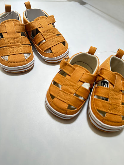 Huaraches mario