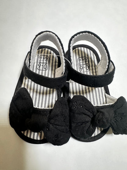 Huaraches Moño Negro