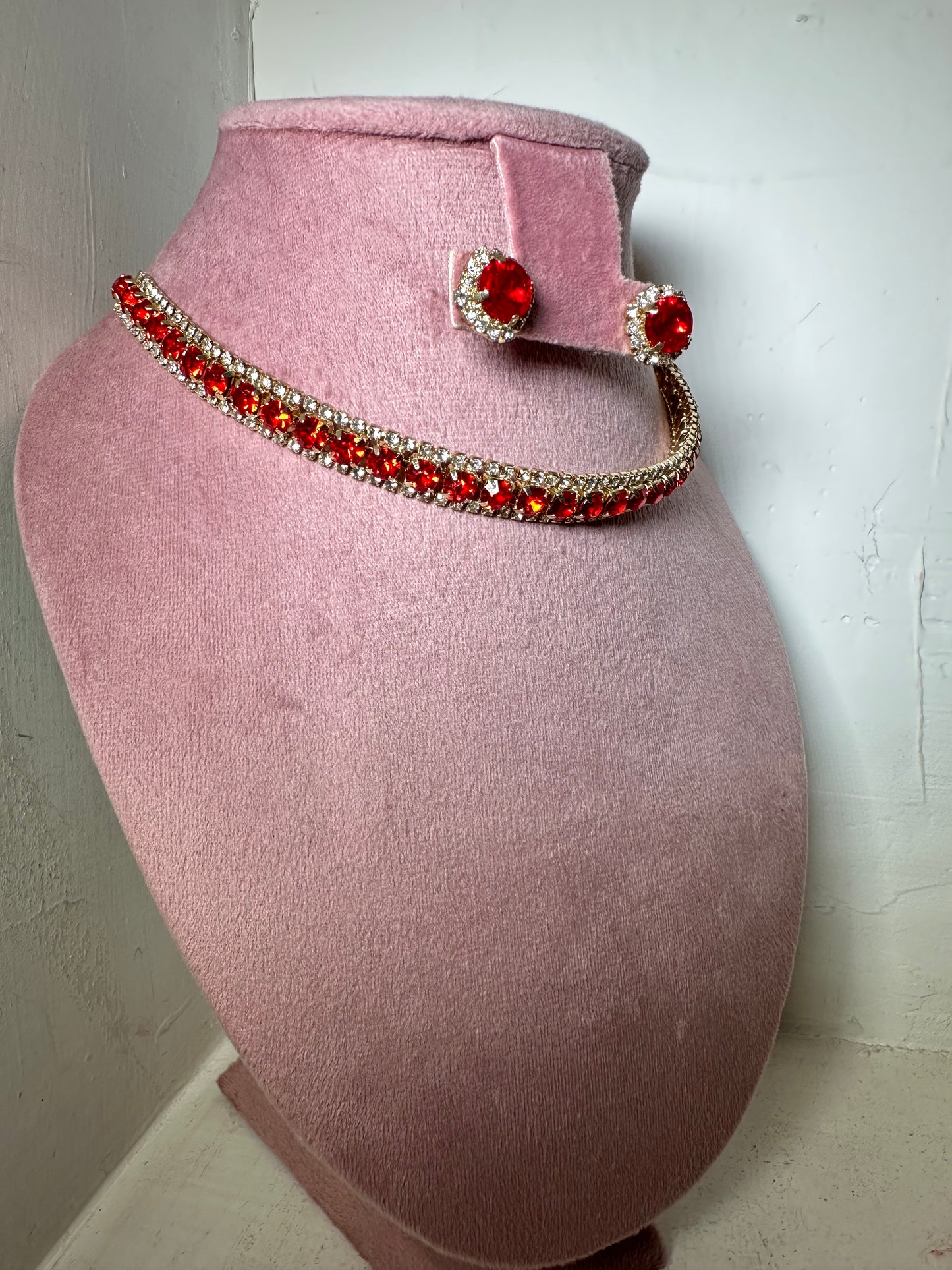 Set Collar Bianca rojo