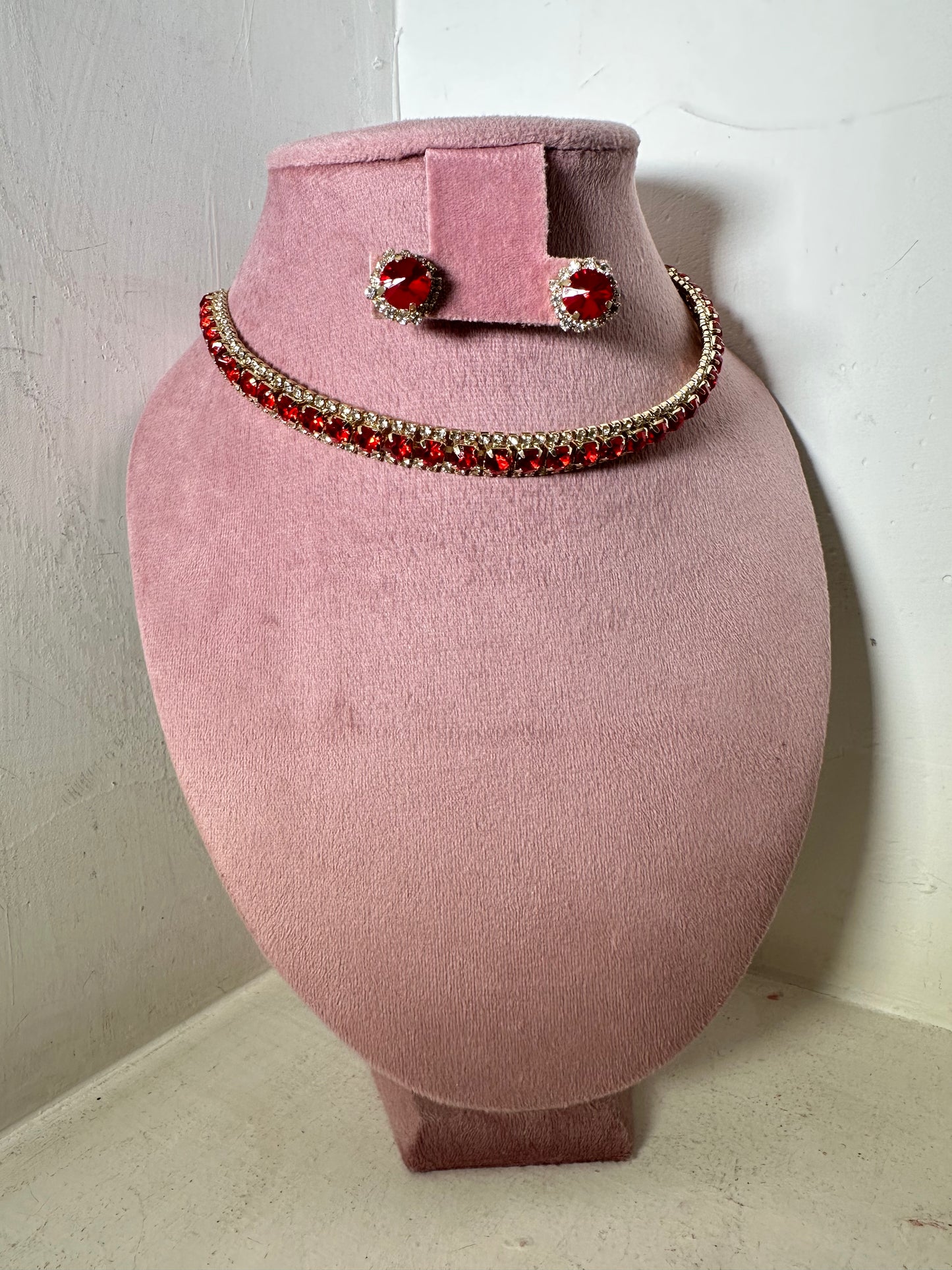 Set Collar Bianca rojo