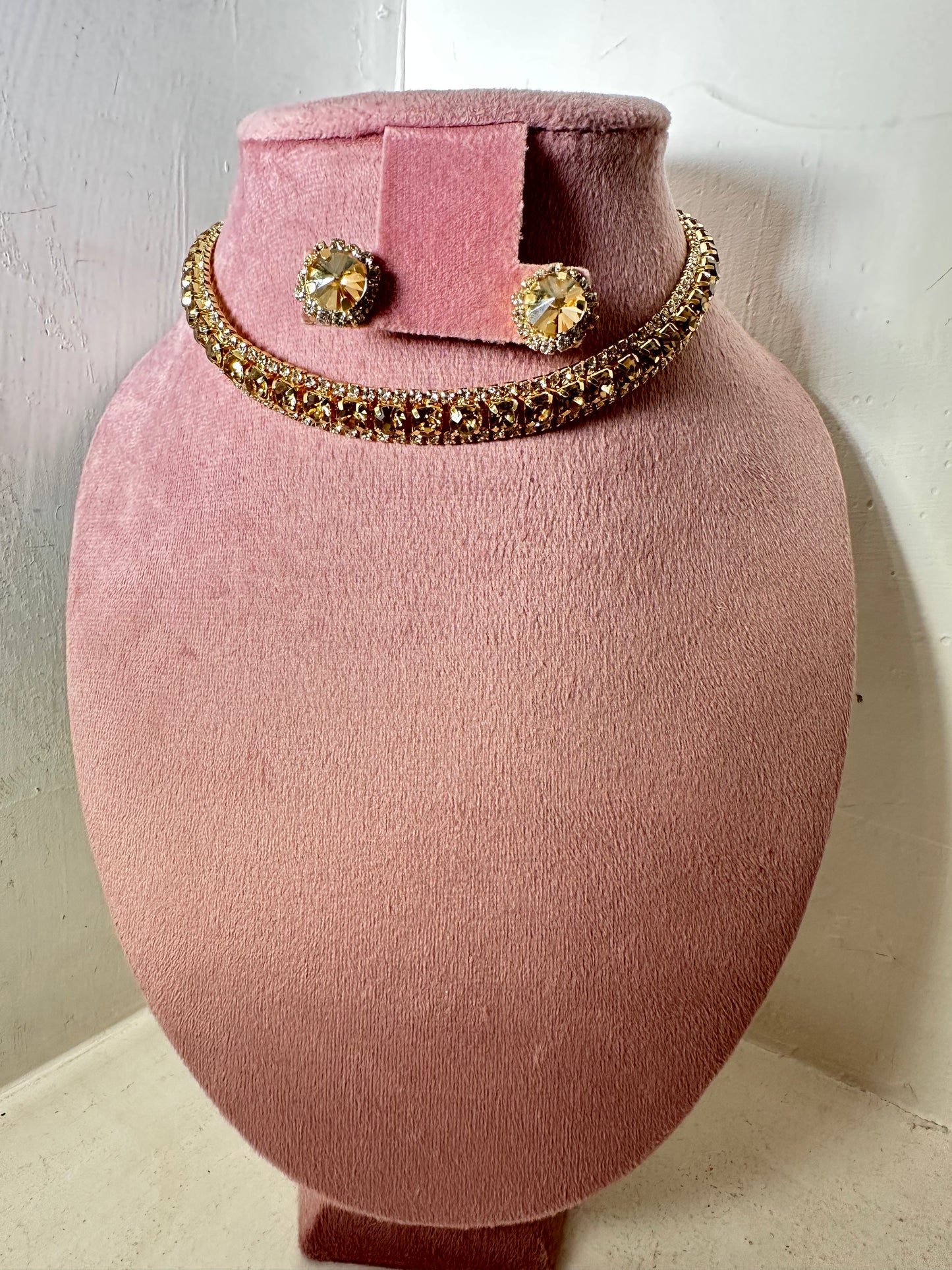 Set Collar Bianca dorado