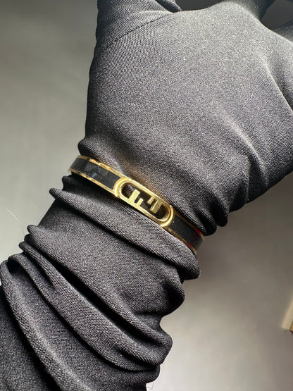 Pulsera Brazalete Ferxxo